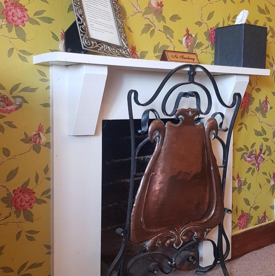 Victoria House Hotell Church Stretton Eksteriør bilde